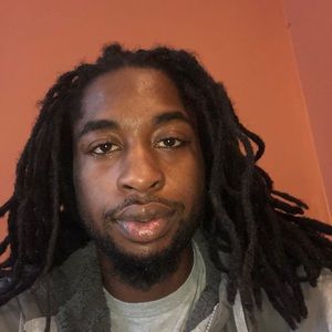 Meet your Posher, Ronell